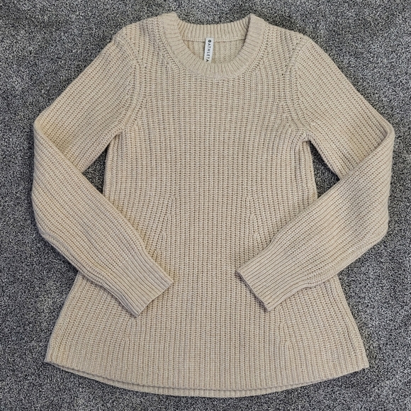 Athleta Sierra Wool Blend Oatmeal Cream Sweater Size XS - Picture 3 of 12